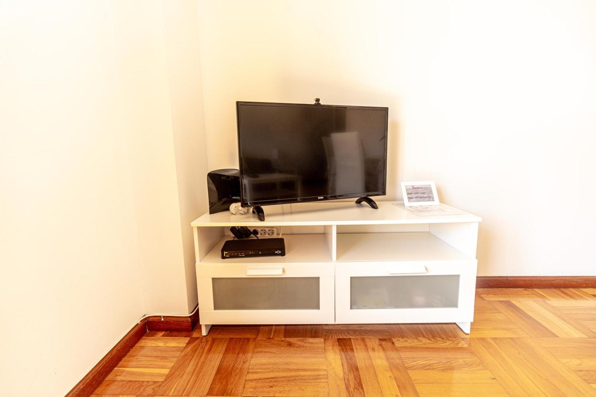 波瓦－迪瓦尔津Guest H4U Povoa Praca Joao 23公寓 外观 照片
